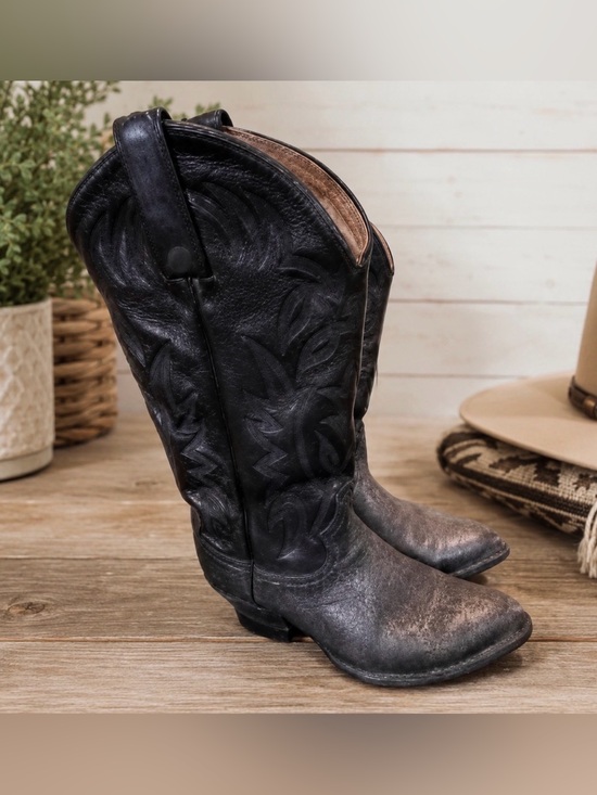 Tony Lama Shoes - Tony Lama size 8 black western boots